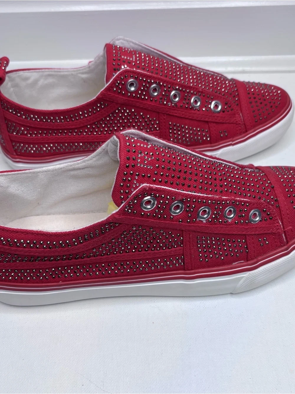 True Religion Women's Rhinestone-Studded Canvas Slip-On Sneakers Red & White 9.5